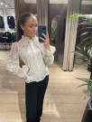 YASRUNA BLOUSE  thumbnail