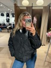 EQA JAKKE SORT thumbnail