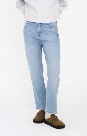 IVY TONYA CROPPED MANILA WASH