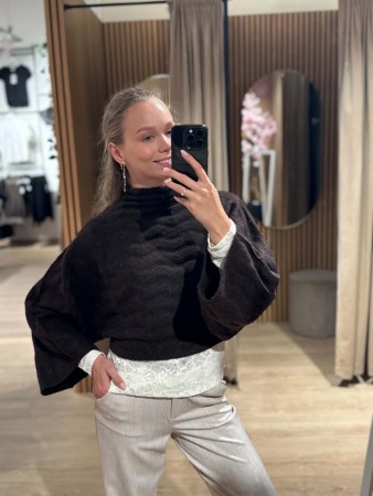 SLIDALA CROPPED PULLOVER 