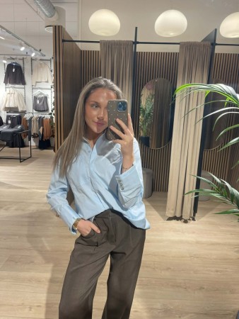 VIELLIA SHIRT LIGHT BLUE