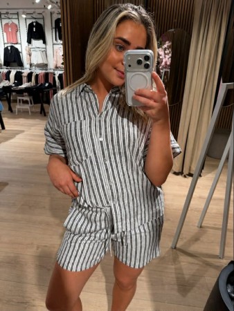 FQLAVA SHORTS STRIPES